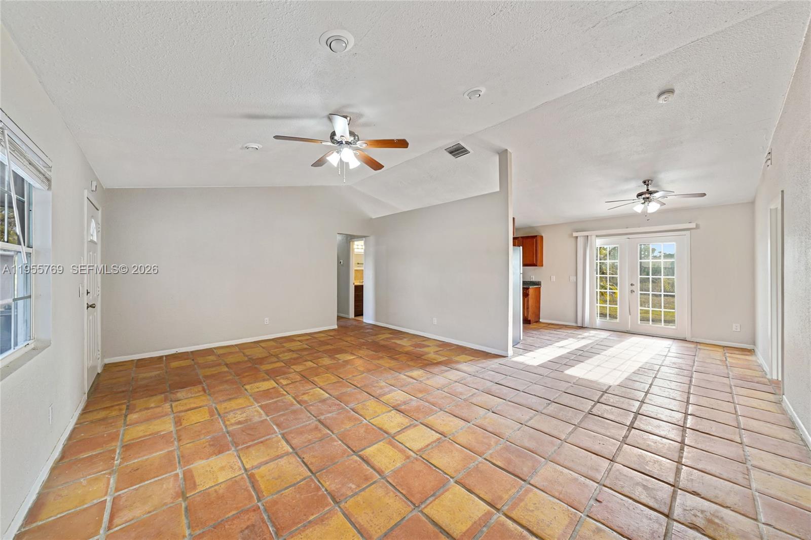 13010 60th Street N Property Photo 4