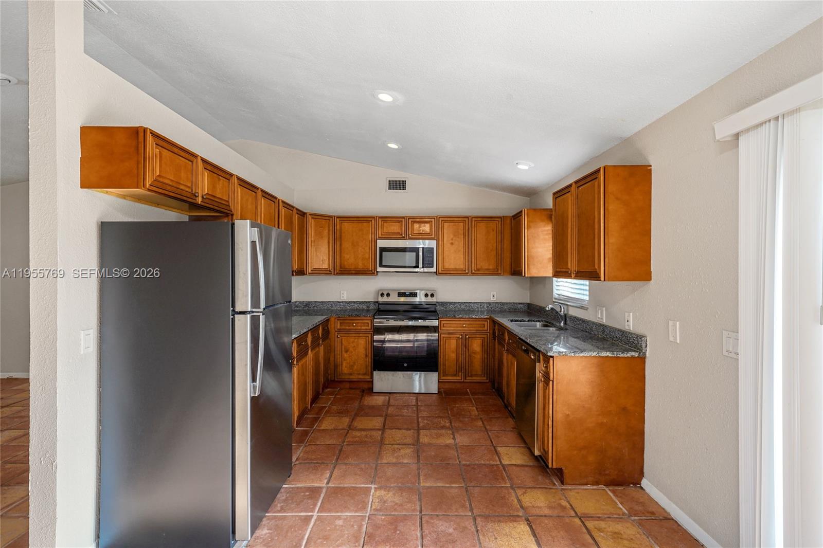 13010 60th Street N Property Photo 9