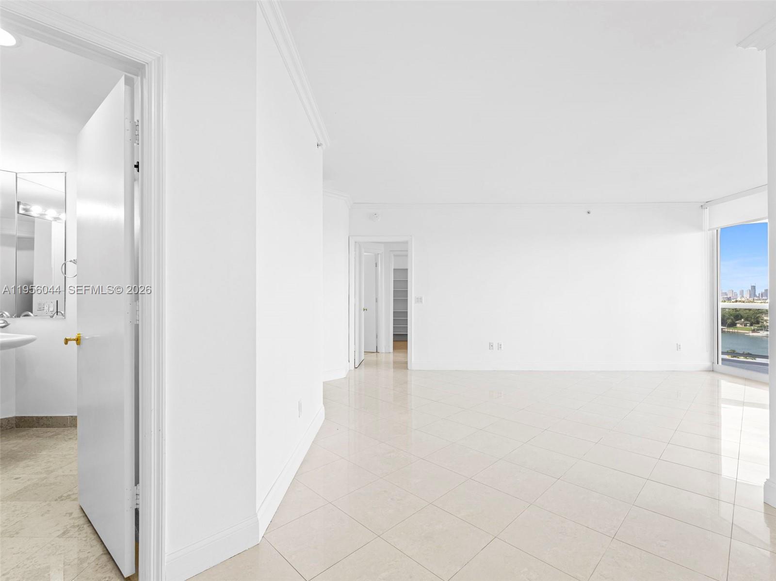 A11956044 Property Photo 9