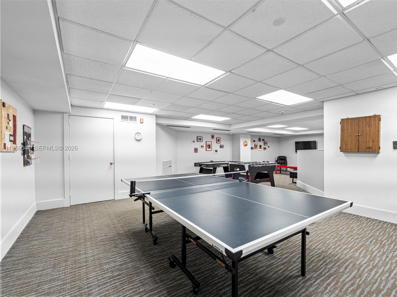 A11956044 Property Photo 35