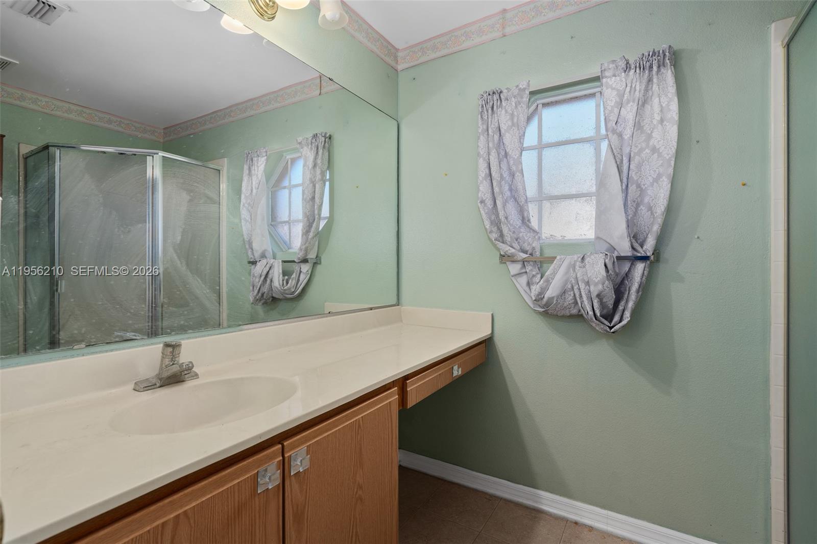 327 Ridge Court Property Photo 11