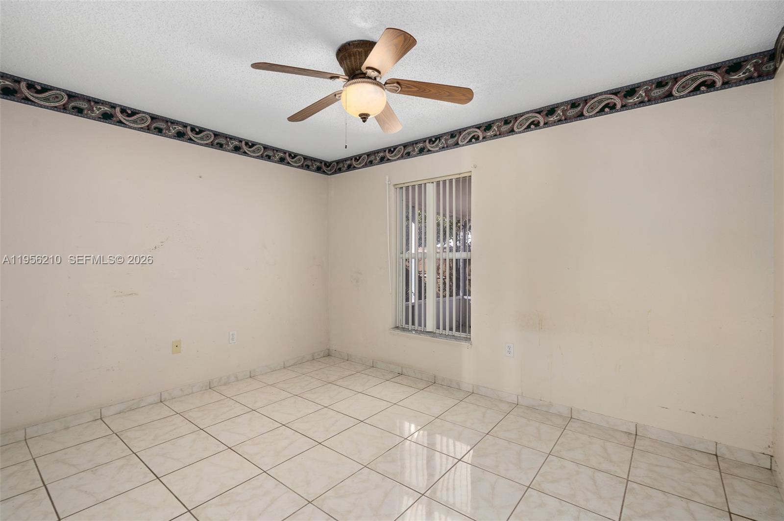 327 Ridge Court Property Photo 15