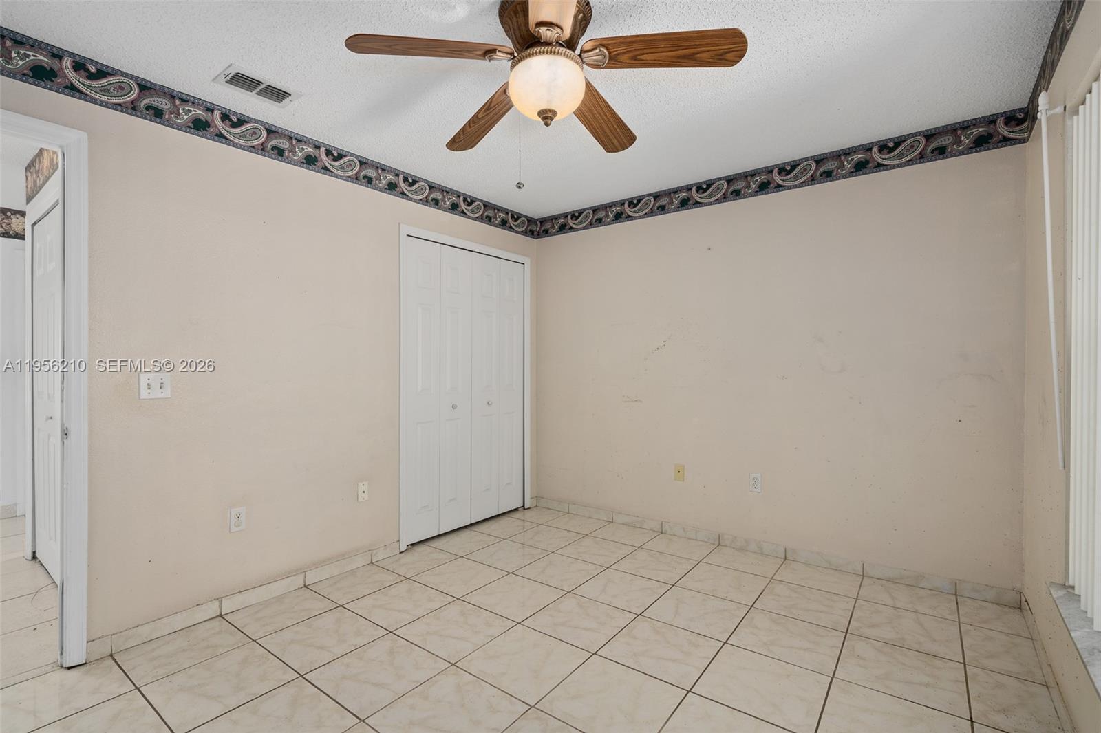 327 Ridge Court Property Photo 16