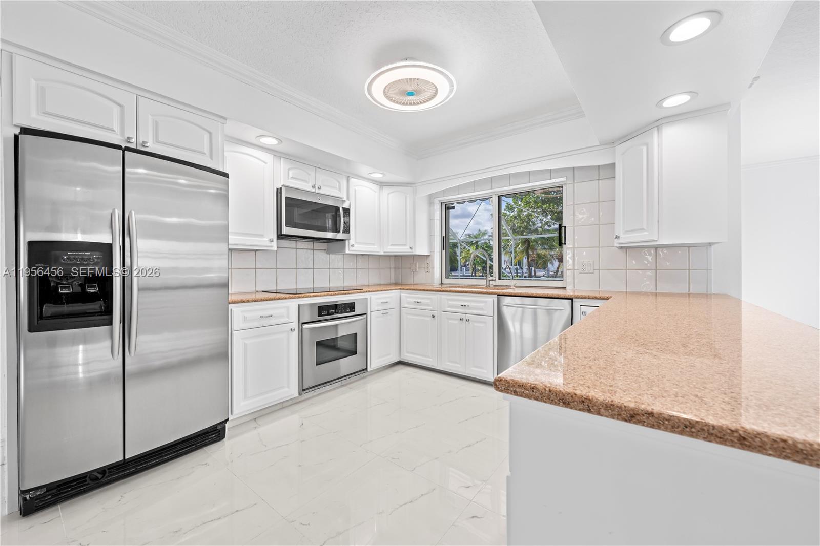 405 Bontona Avenue Property Photo 12