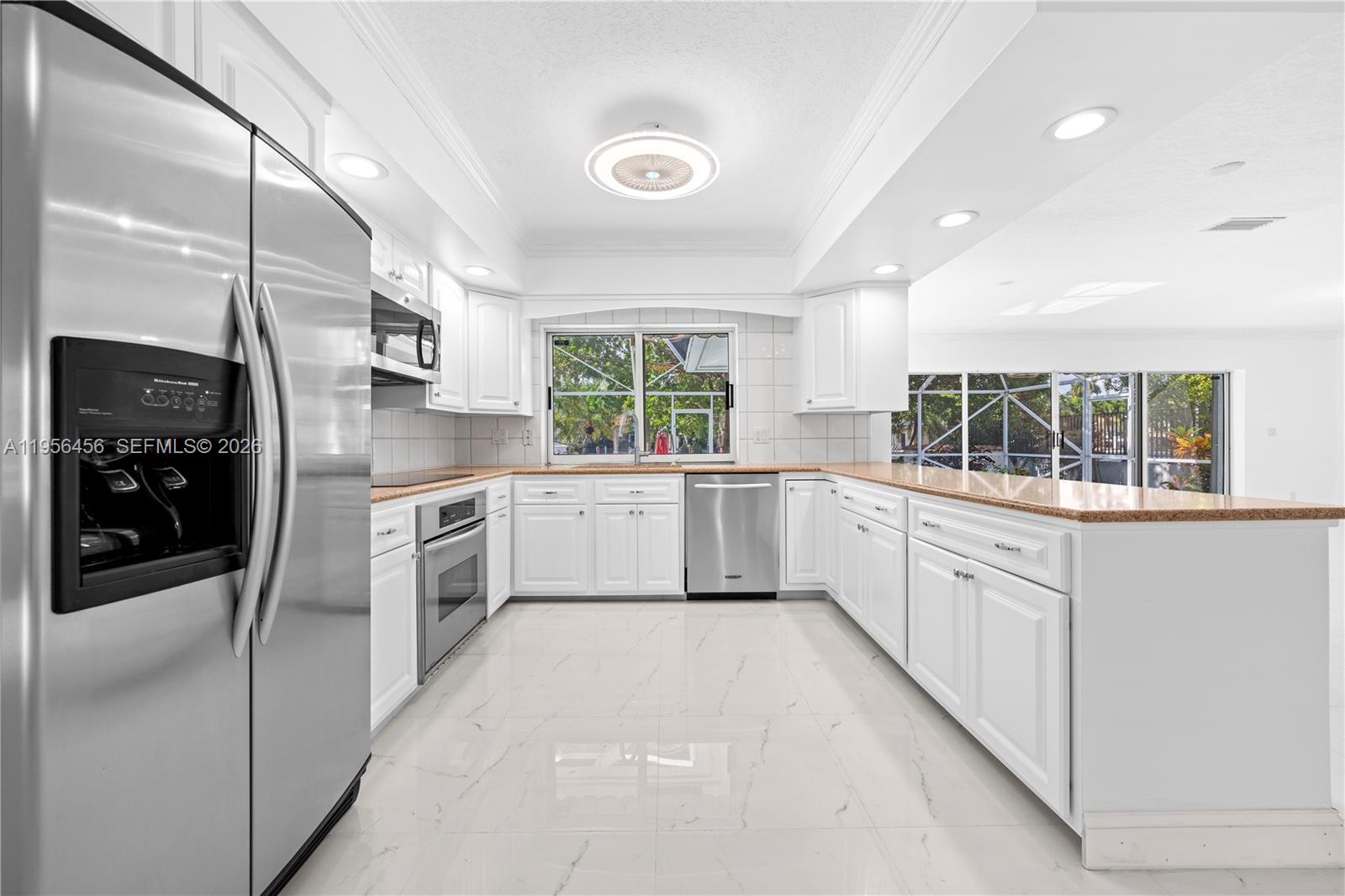 405 Bontona Avenue Property Photo 13