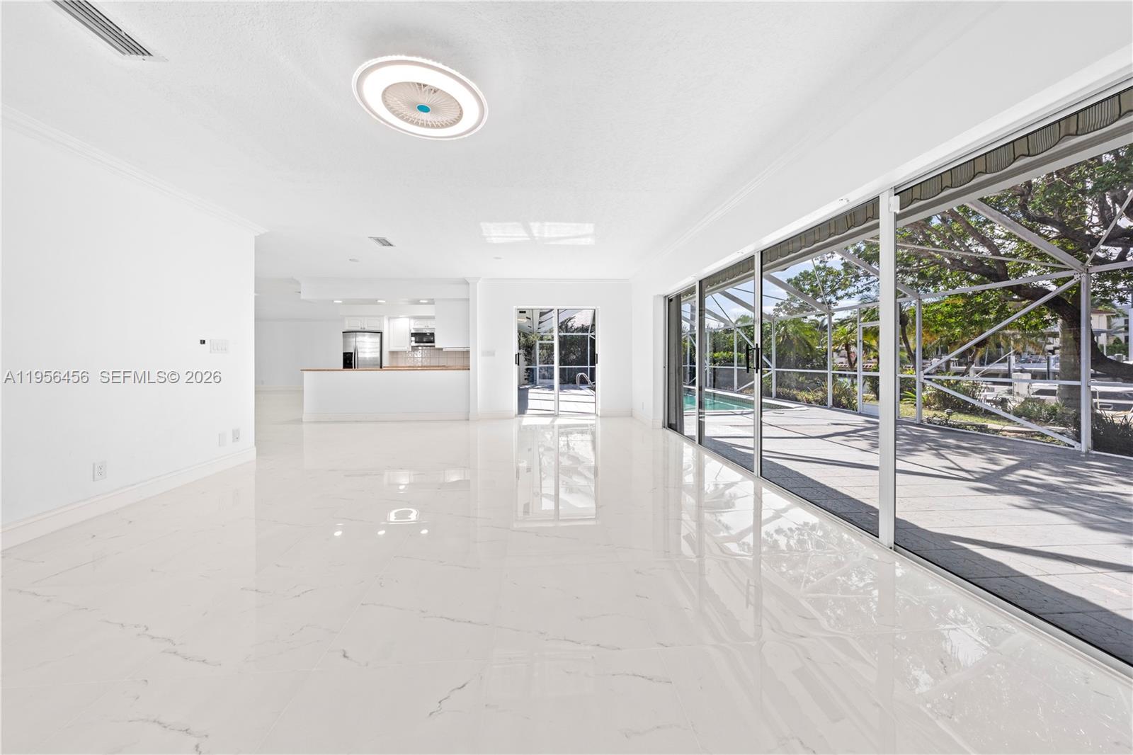 405 Bontona Avenue Property Photo 14