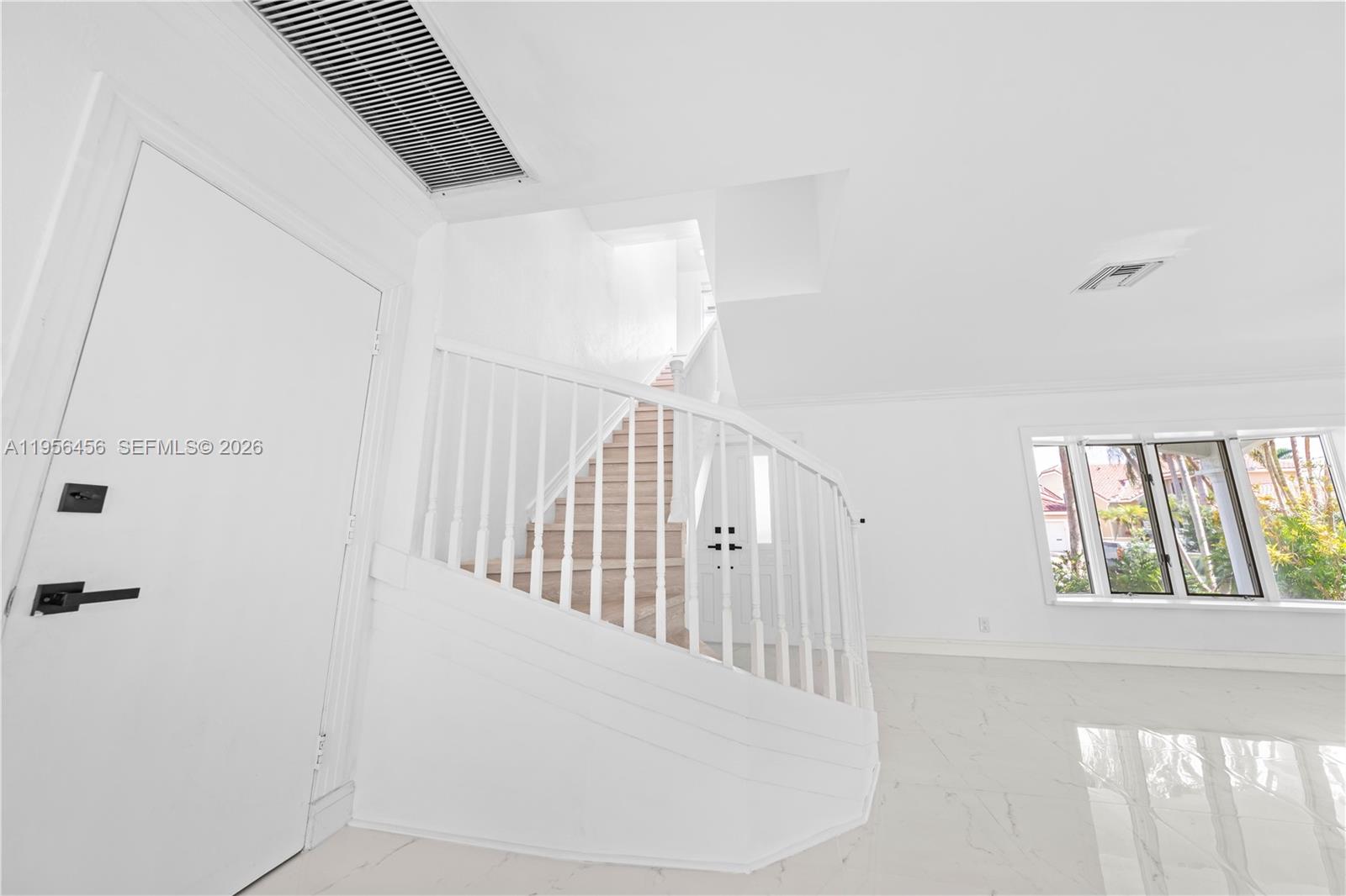 405 Bontona Avenue Property Photo 34