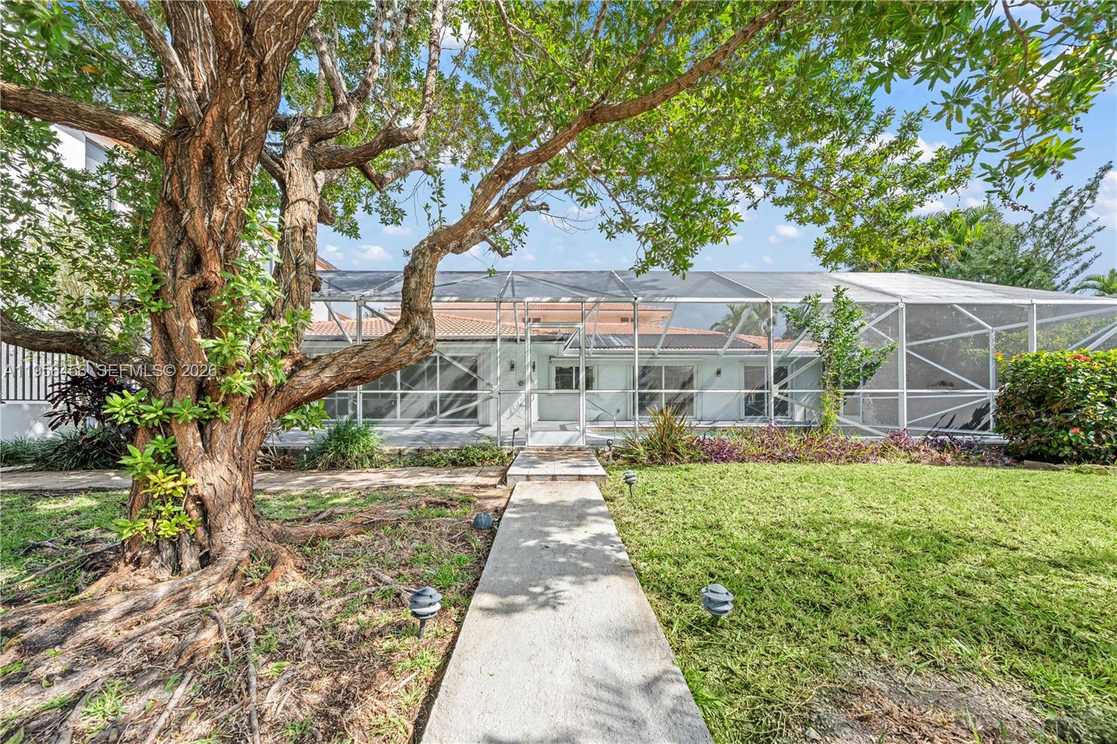 405 Bontona Avenue Property Photo 40