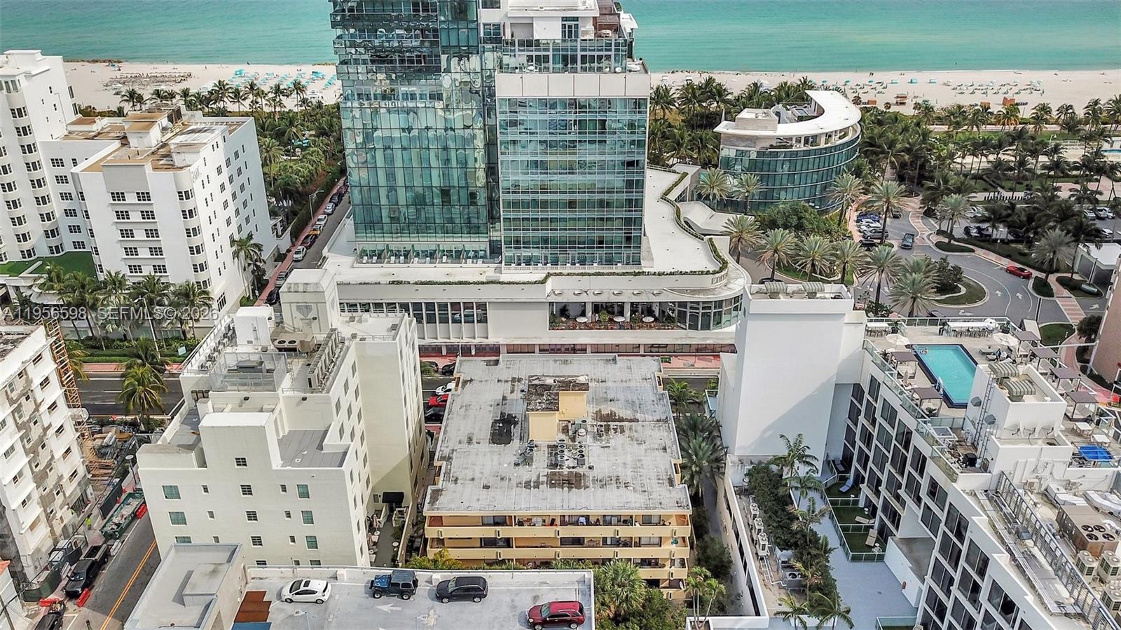 2924 Collins Avenue 501 Property Photo 4