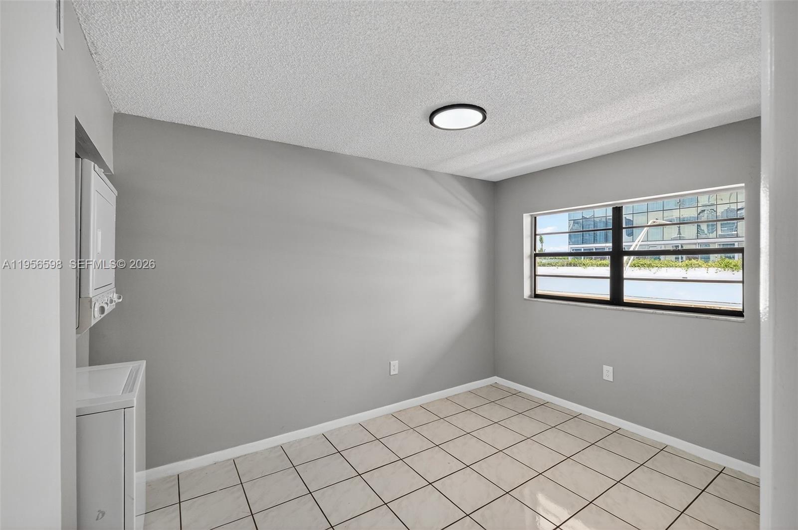 2924 Collins Avenue 501 Property Photo 11