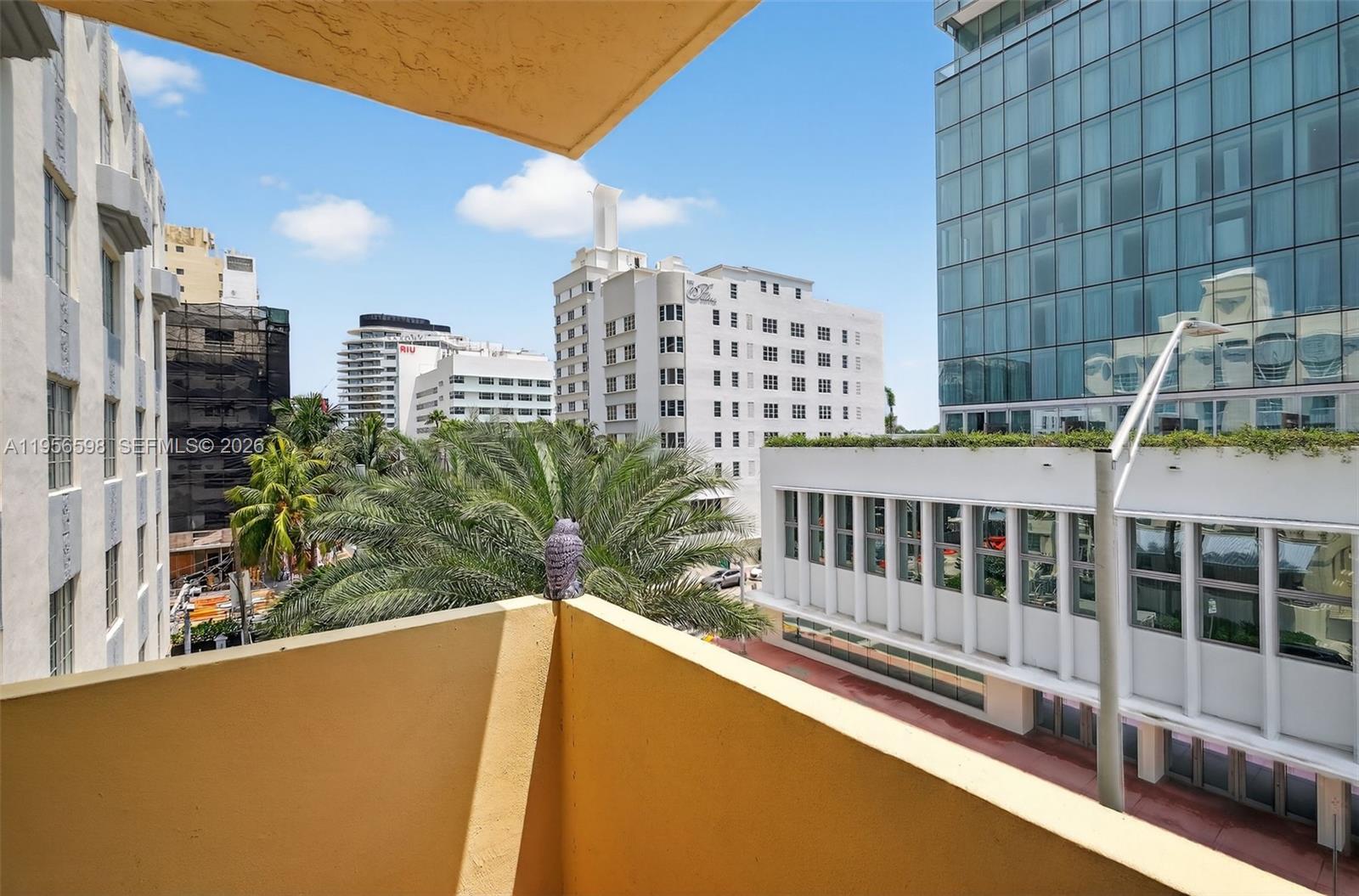 2924 Collins Avenue 501 Property Photo 23