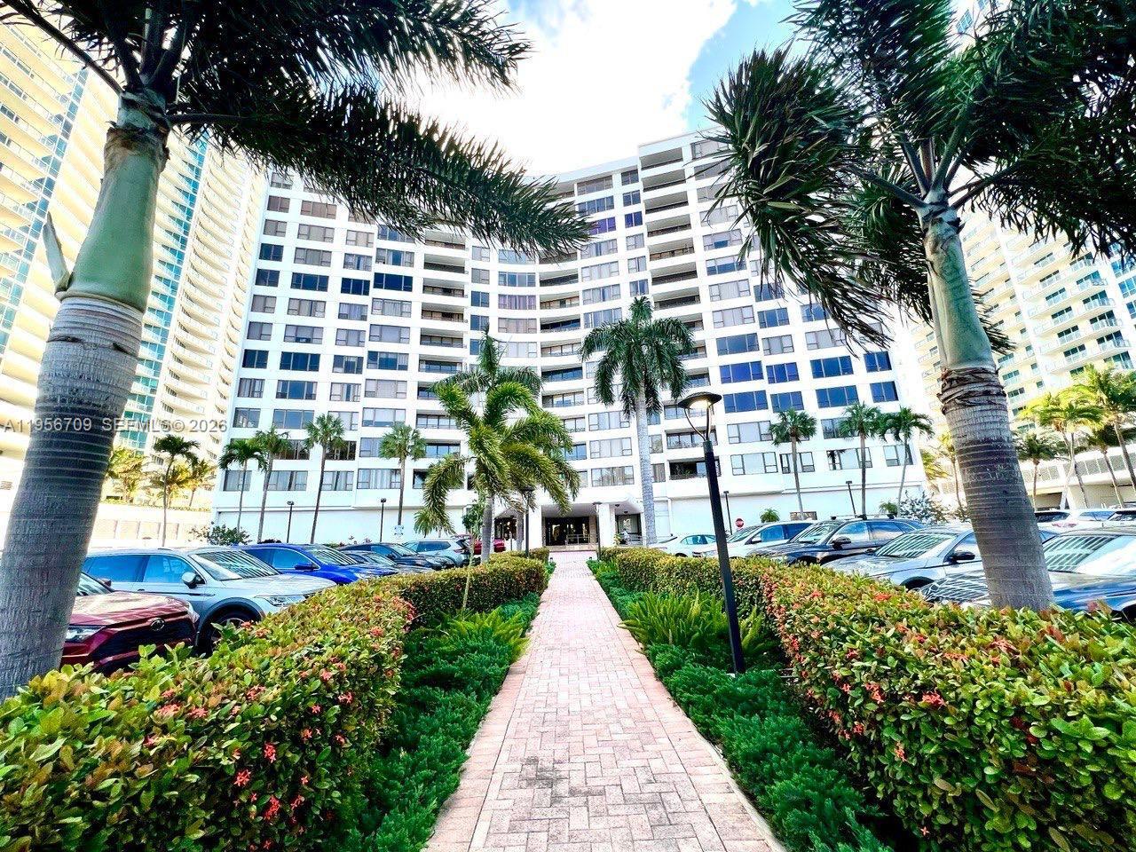 3505 S Ocean Drive 619 Property Photo 1
