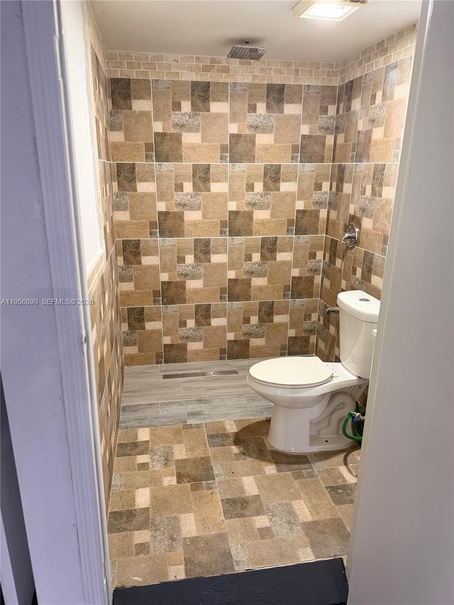 12369 Sw 132nd Court 20-1 Property Photo 6