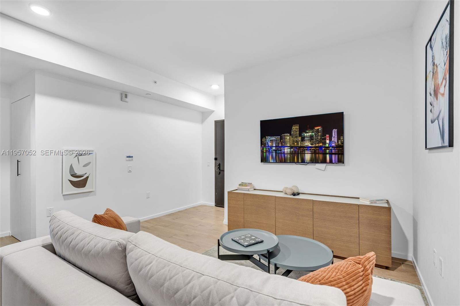 A11957052 Property Photo 14