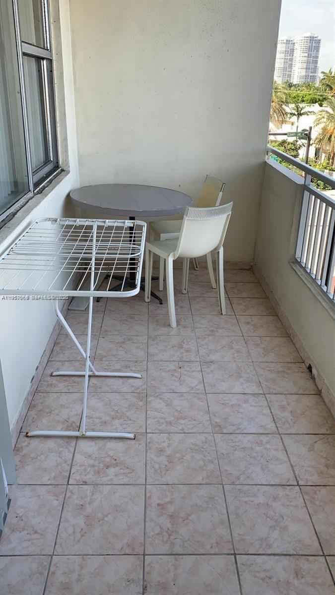 3180 S Ocean Drive 318 Property Photo 18
