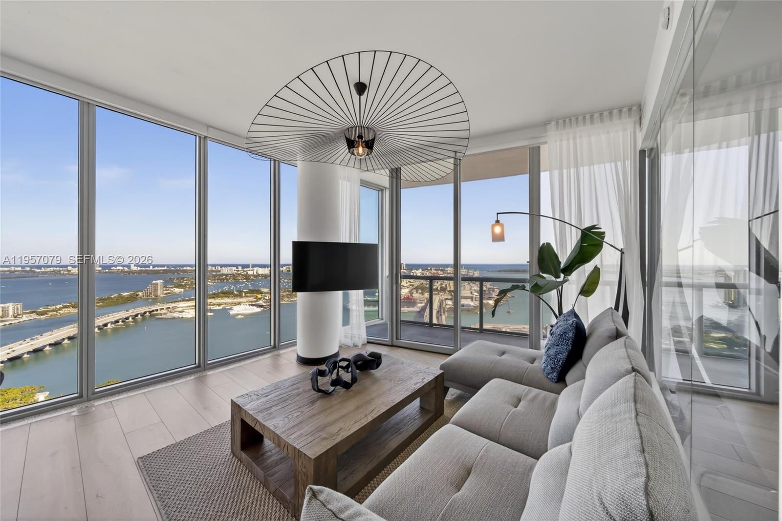 888 Biscayne Boulevard 5508 Property Photo 4