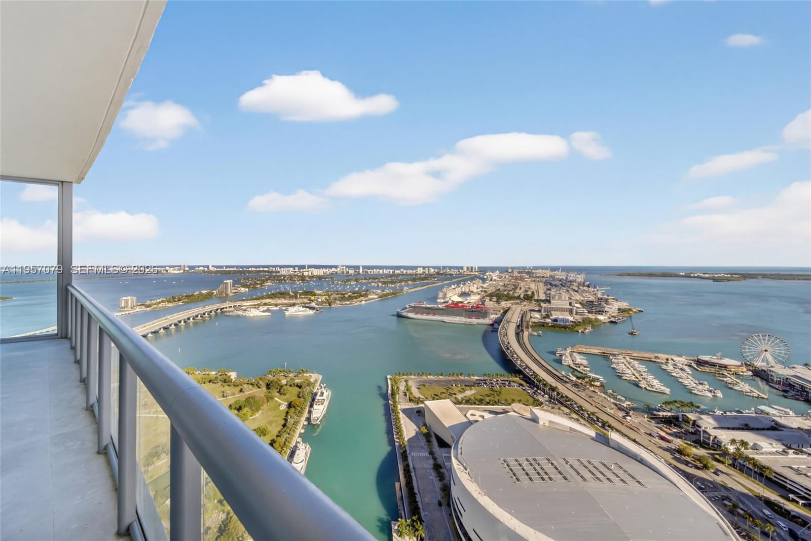 888 Biscayne Boulevard 5508 Property Photo 15