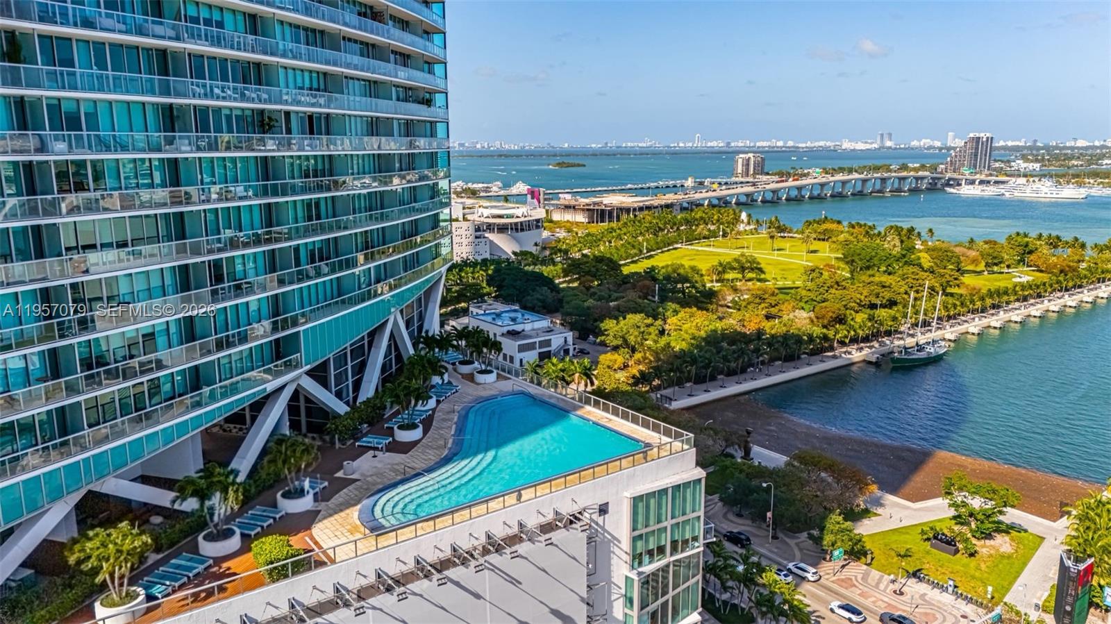 888 Biscayne Boulevard 5508 Property Photo 24
