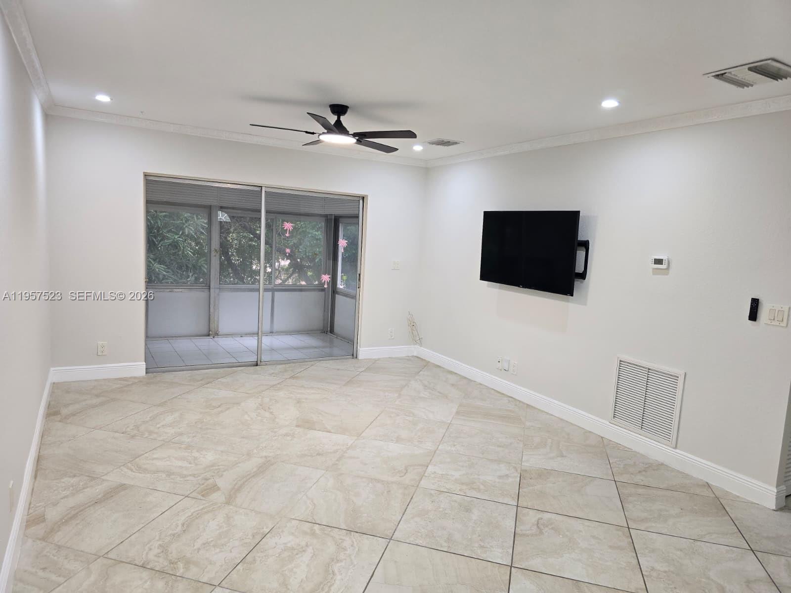 5151 W Oakland Park Boulevard 303 Property Photo 4