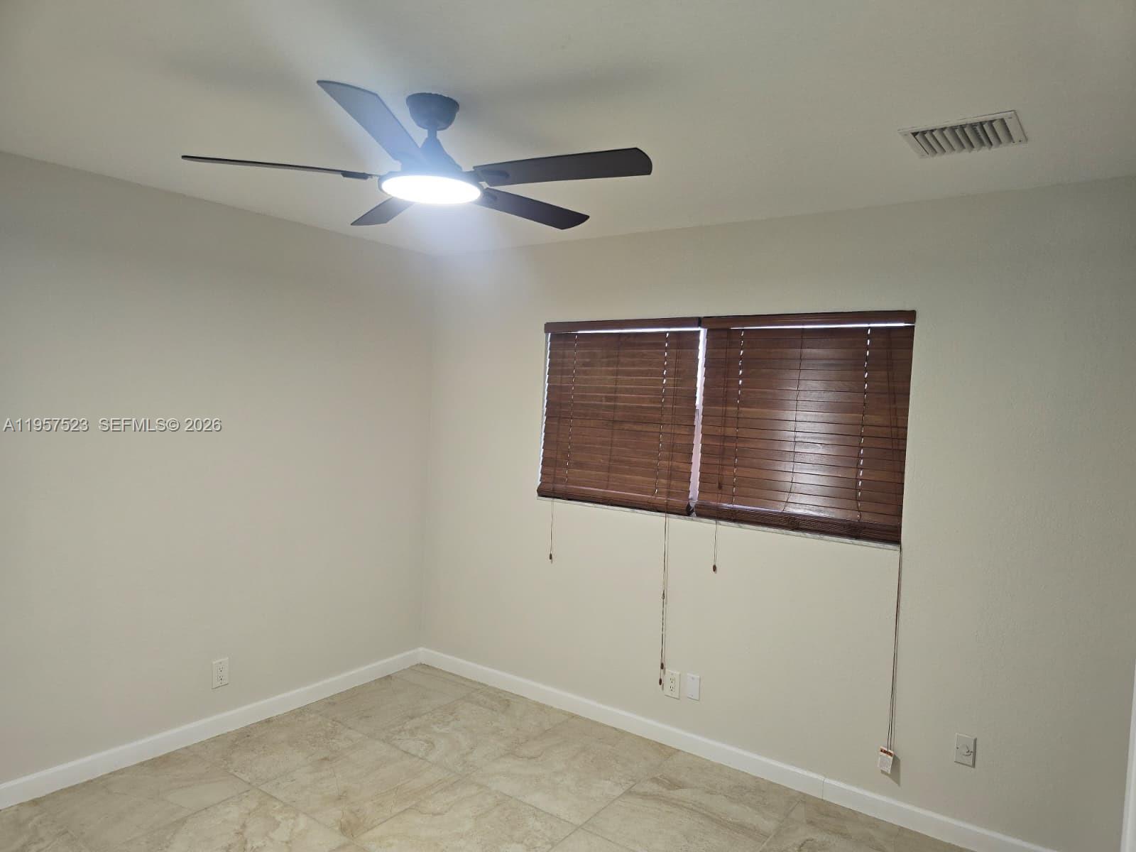 5151 W Oakland Park Boulevard 303 Property Photo 18