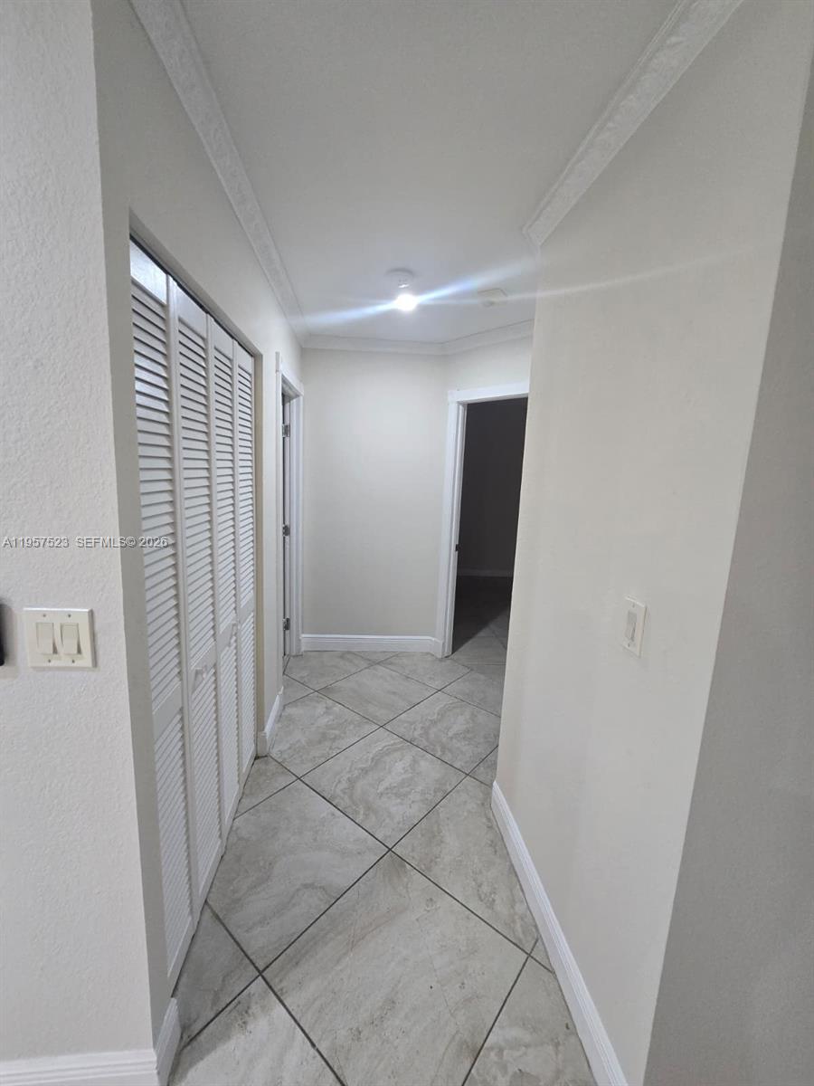 5151 W Oakland Park Boulevard 303 Property Photo 25