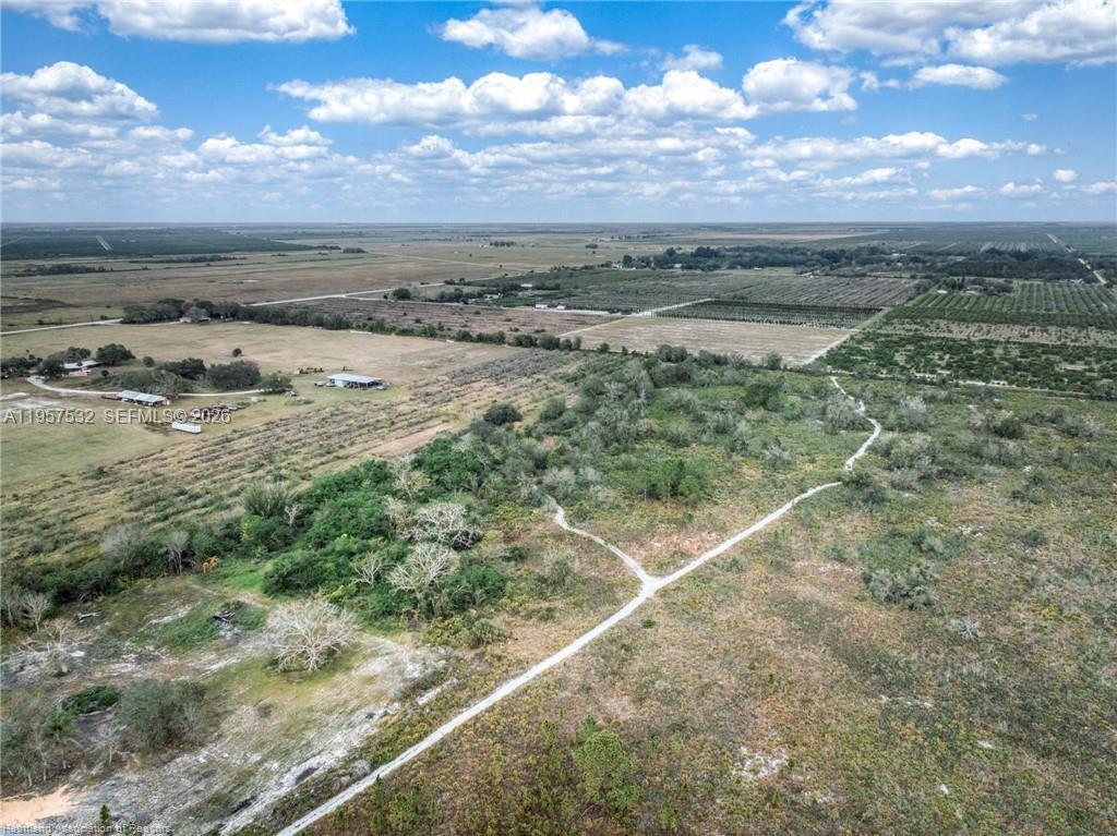 701 Jolly Lane Property Photo 11