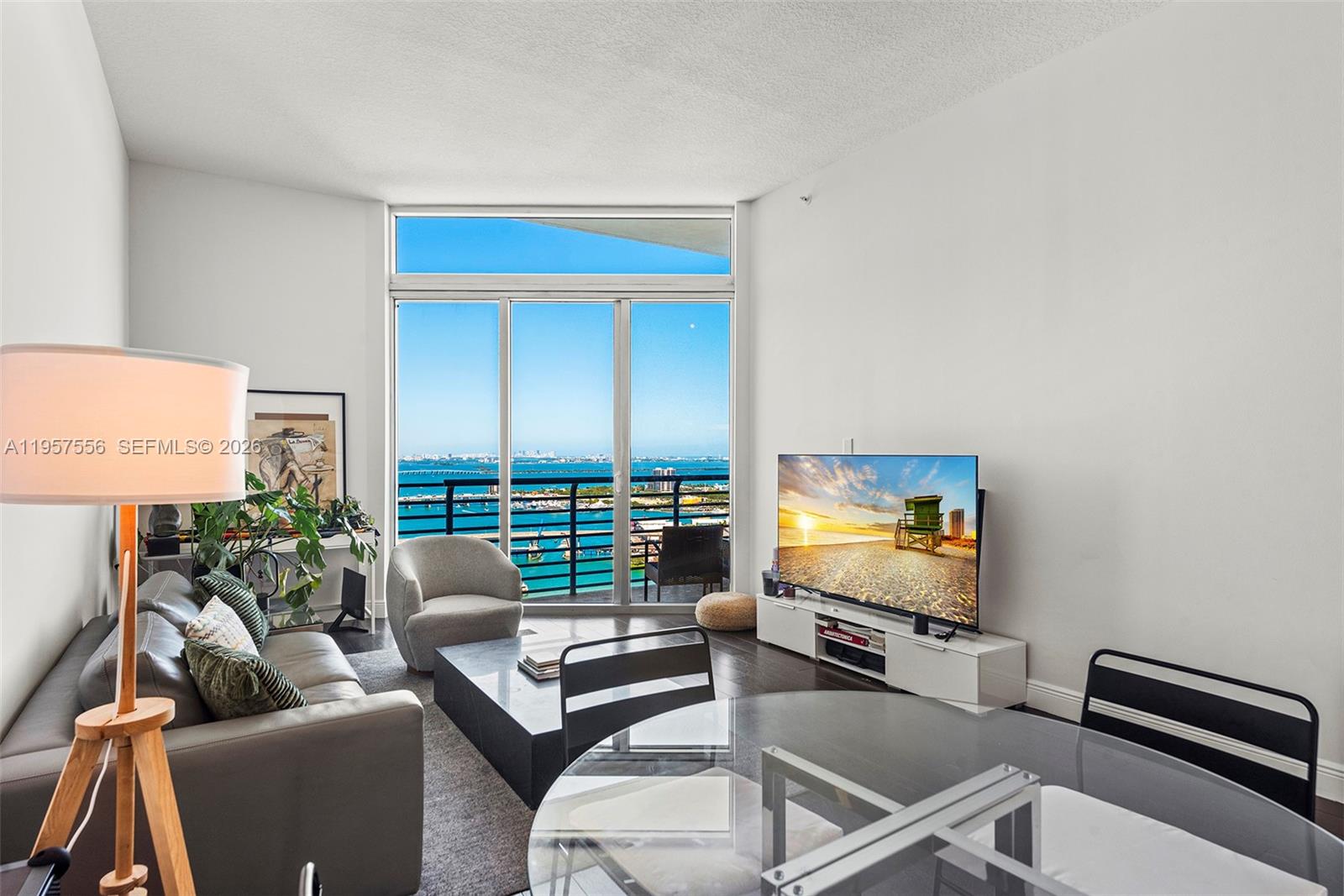 335 S Biscayne Boulevard Uph-10 Property Photo 3
