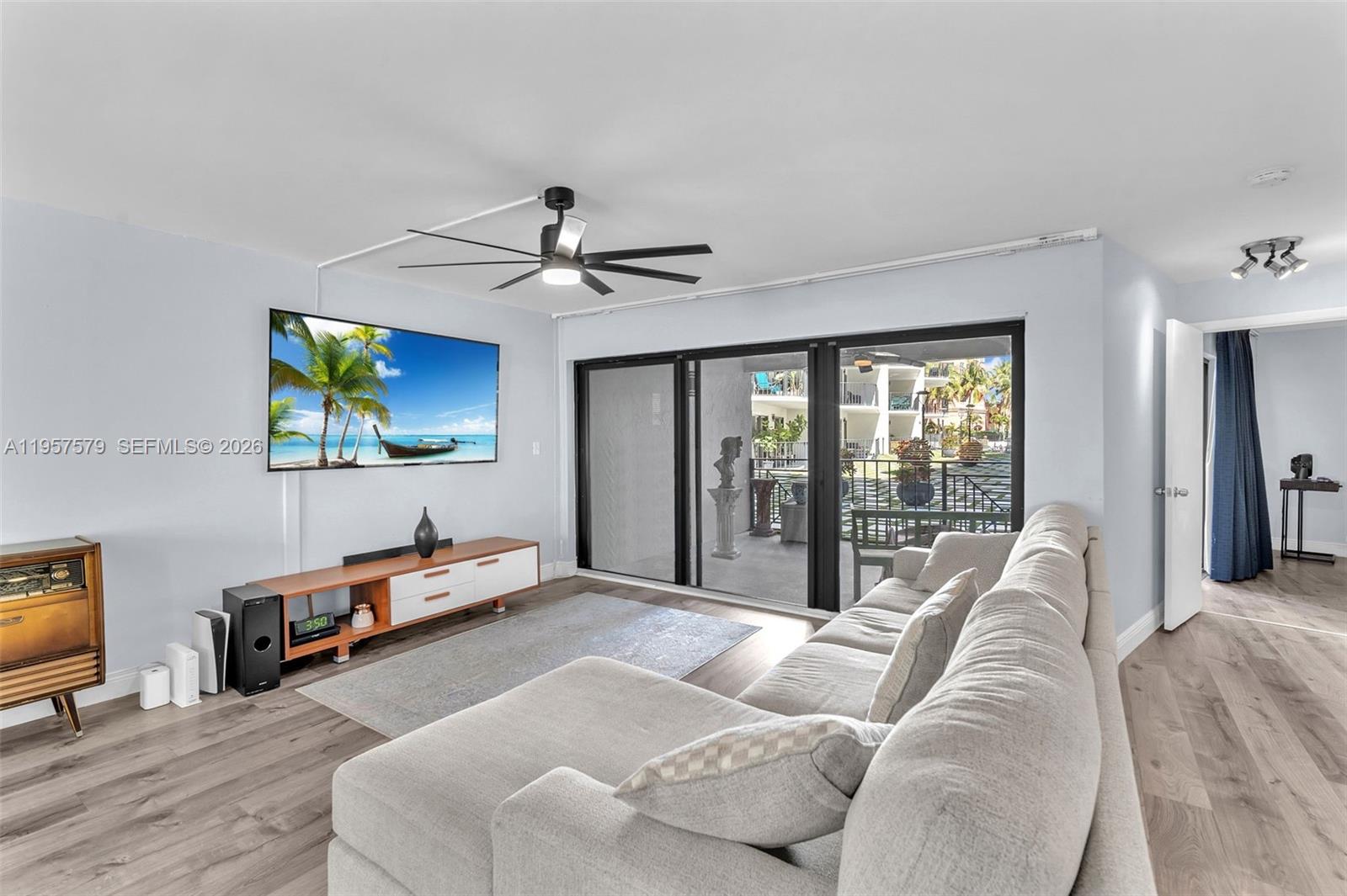 2029 N Ocean Boulevard 106 Property Photo 12
