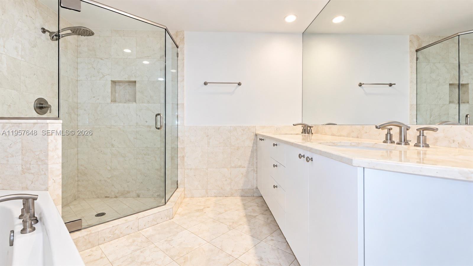901 Brickell Key Boulevard 1603 Property Photo 7
