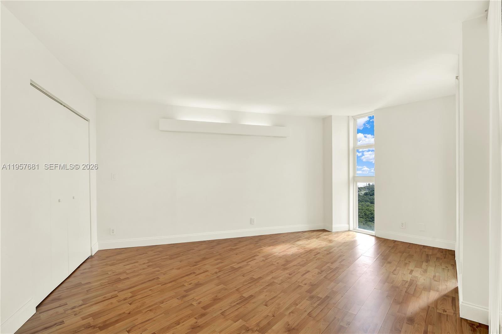 100 S Bayview Drive 1222 Property Photo 12