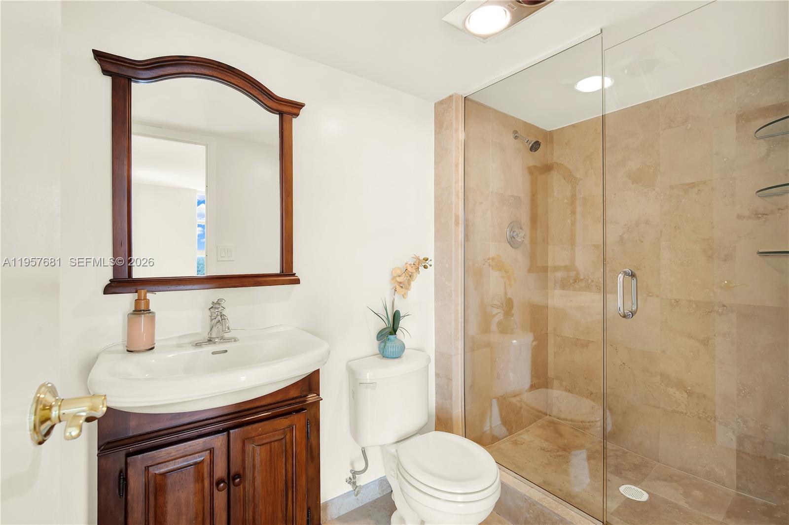 100 S Bayview Drive 1222 Property Photo 15