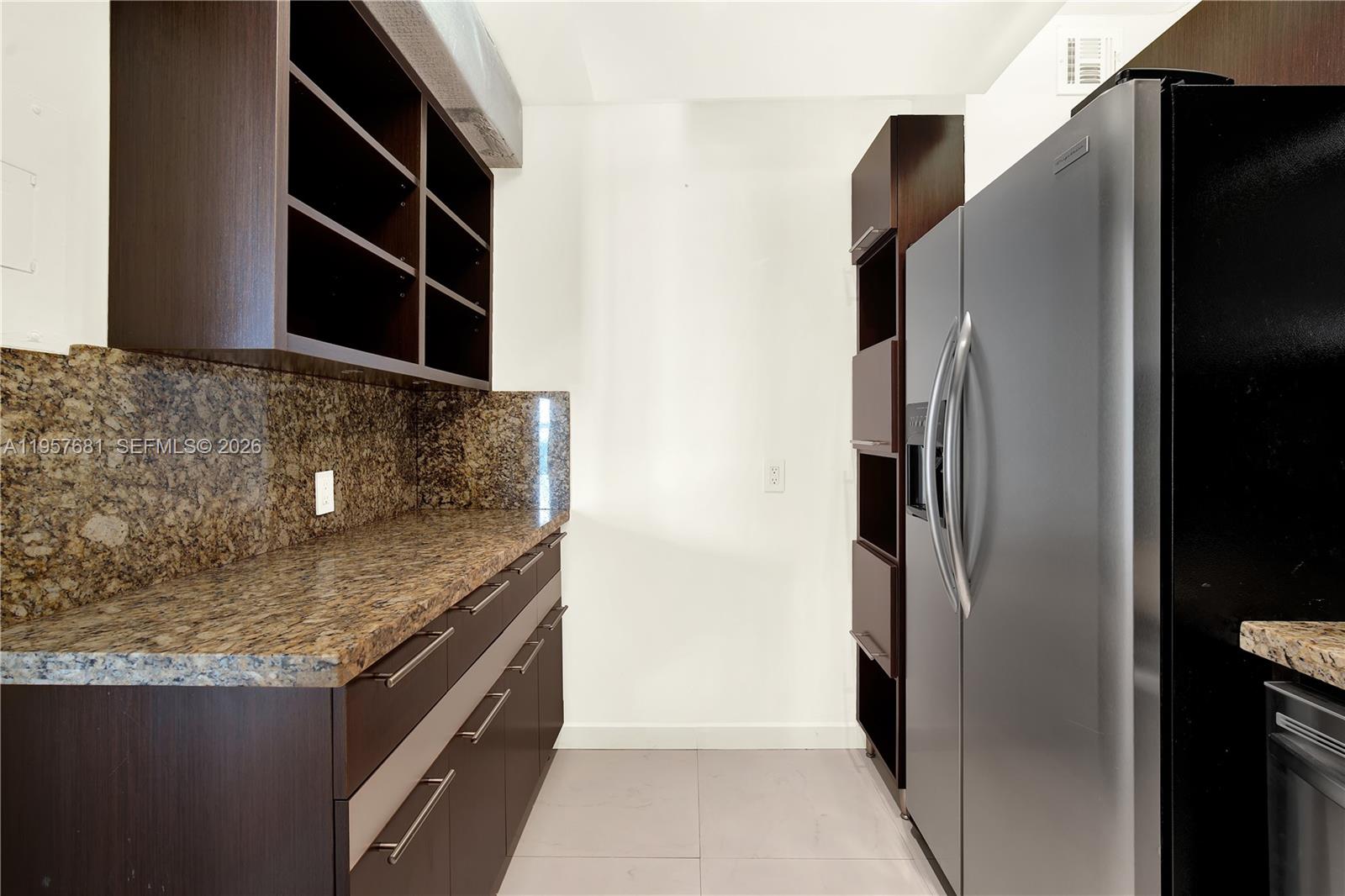 100 S Bayview Drive 1222 Property Photo 28