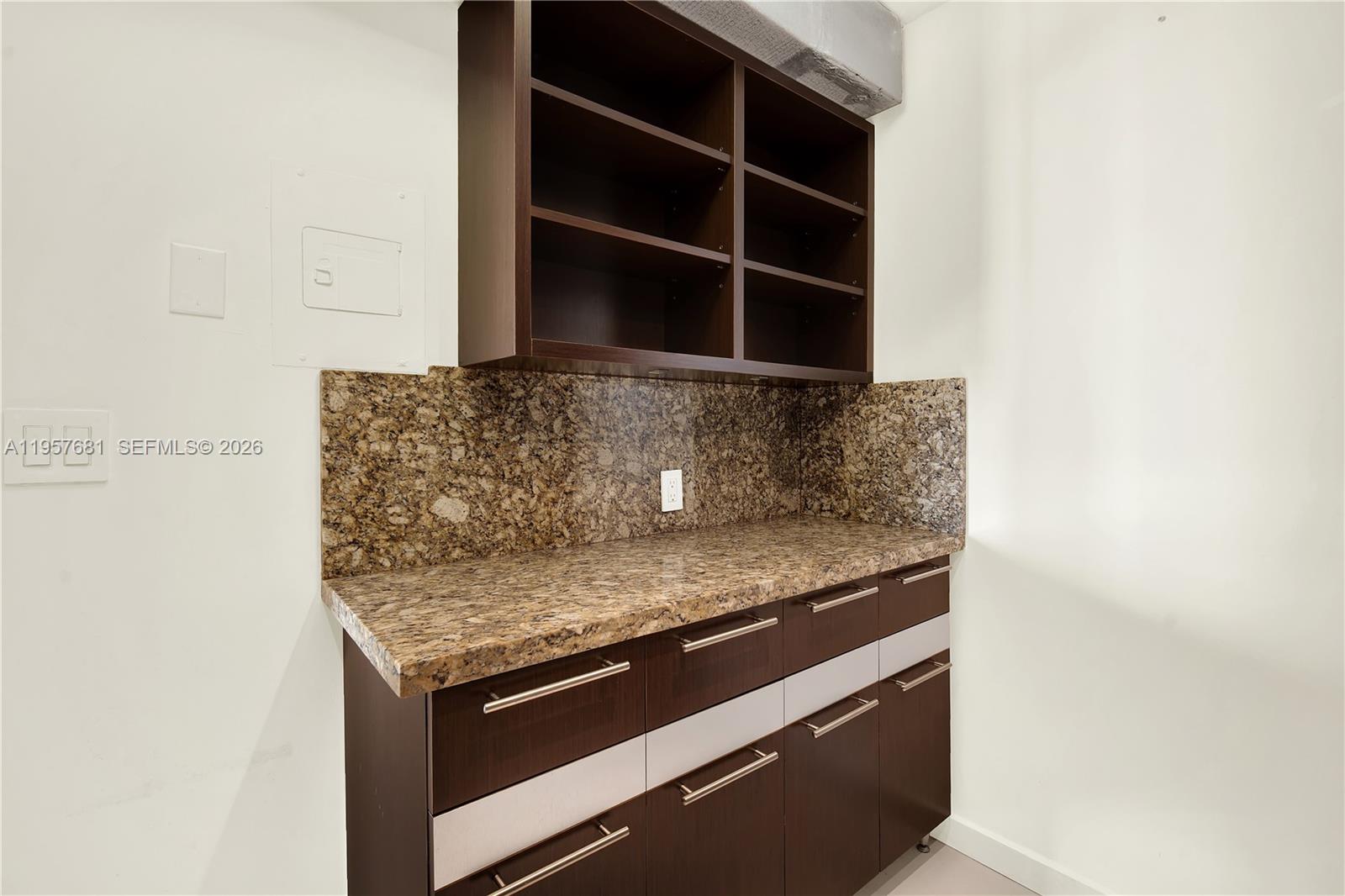 100 S Bayview Drive 1222 Property Photo 31