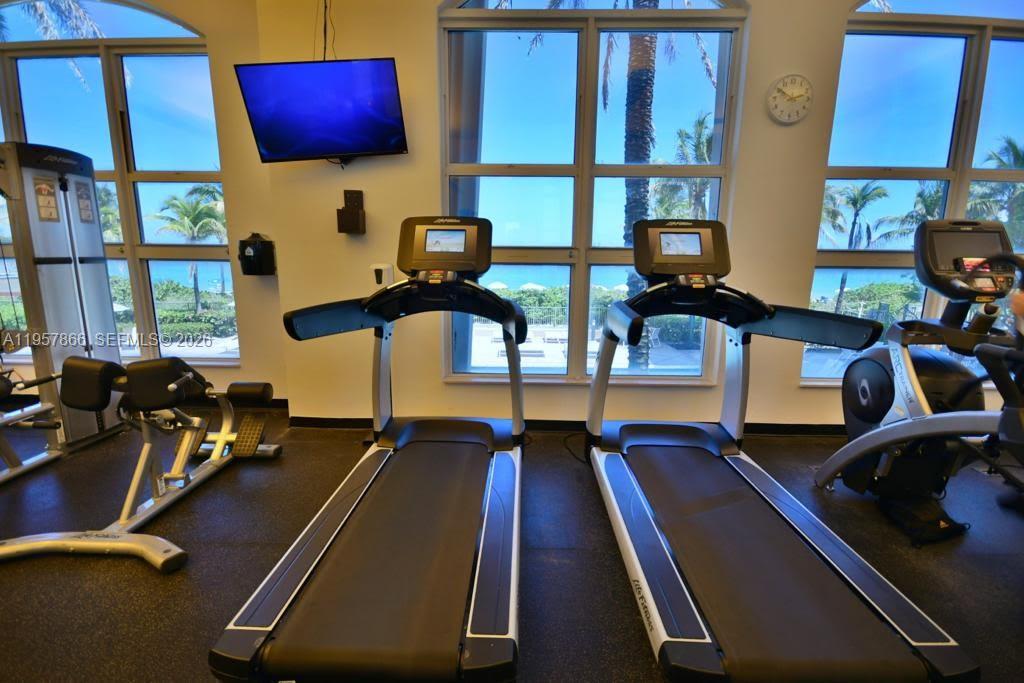 2080 S Ocean Drive 303 Property Photo 7