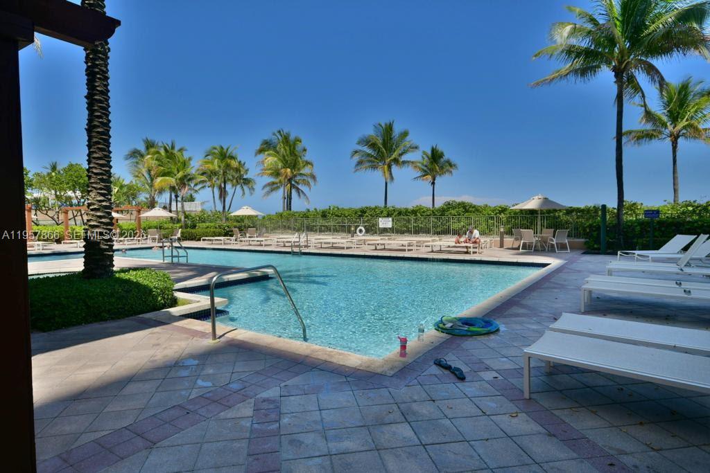 2080 S Ocean Drive 303 Property Photo 12