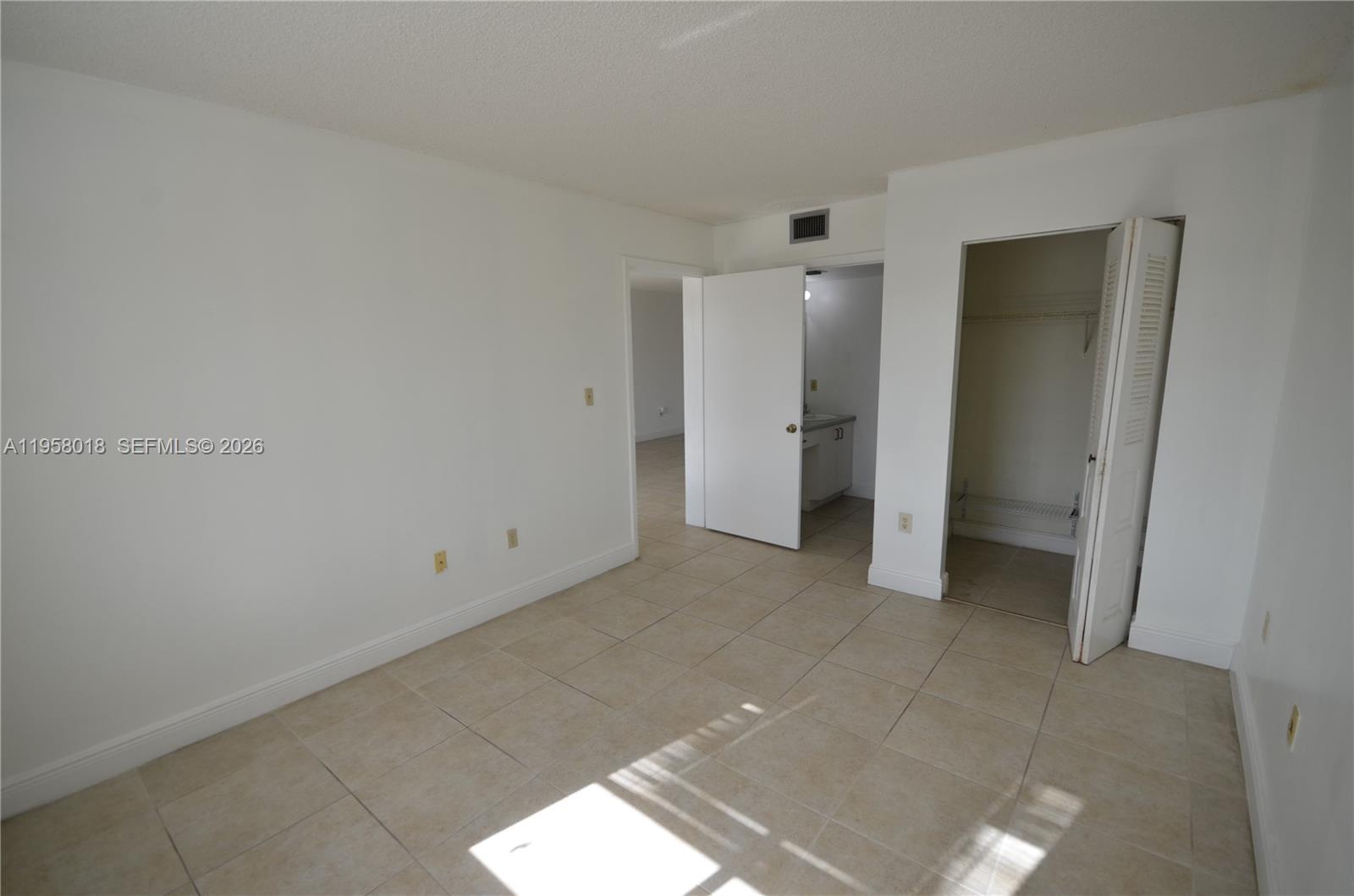 15201 Sw 80th Street 207 Property Photo 8