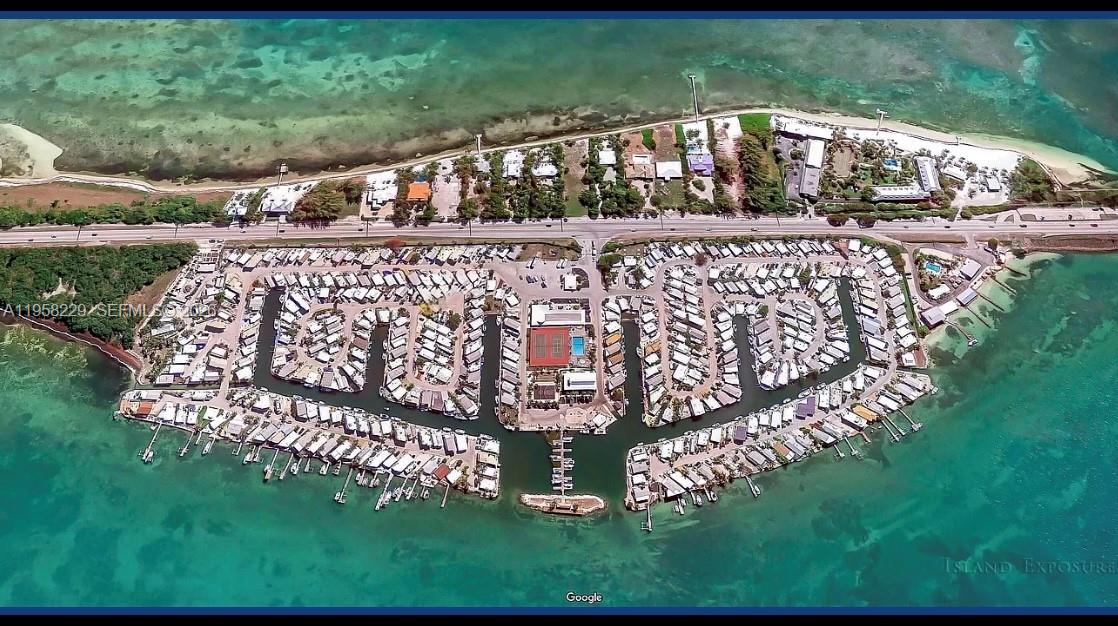 65821 Overseas Highway 407 Property Photo 2
