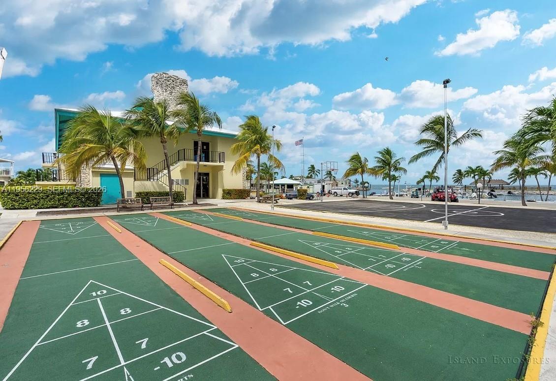 65821 Overseas Highway 407 Property Photo 11