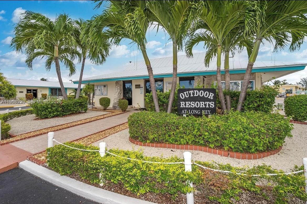65821 Overseas Highway 407 Property Photo 12