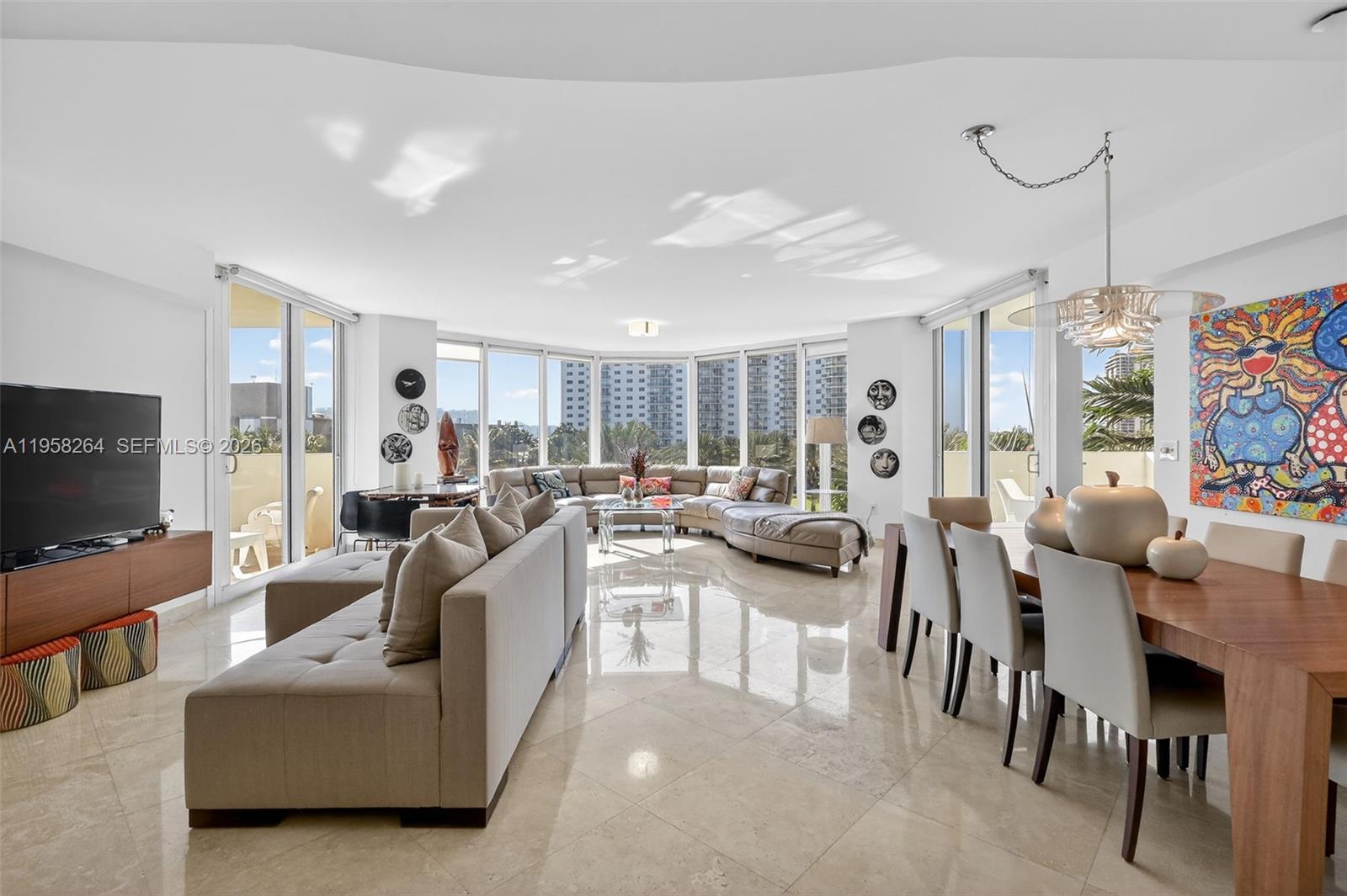 19333 Collins Avenue 510 Property Photo 1