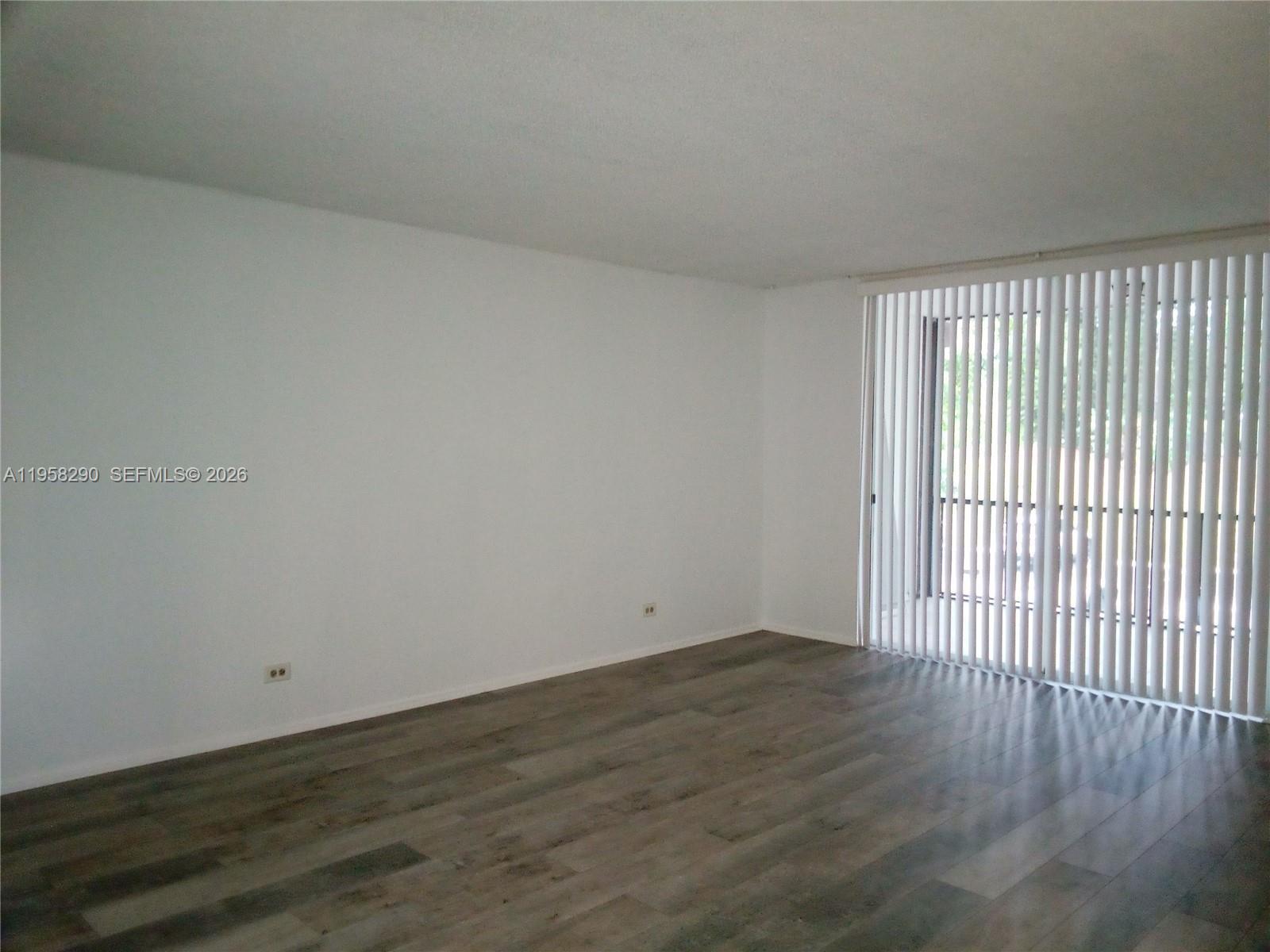 3720 Inverrary Drive 2s Property Photo 22