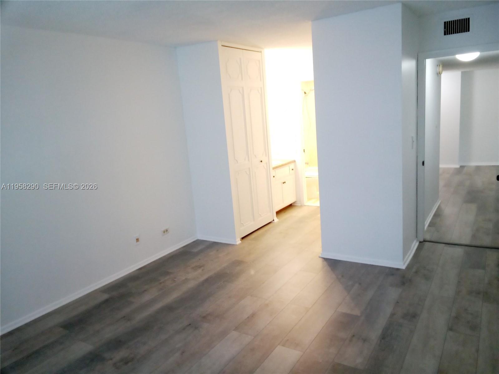 3720 Inverrary Drive 2s Property Photo 43
