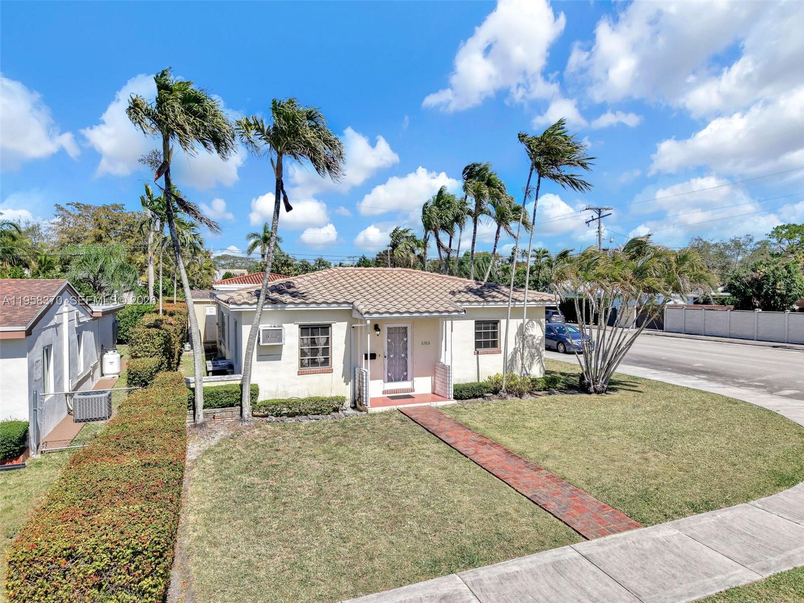 6303 Sw 43rd Street Property Photo 1