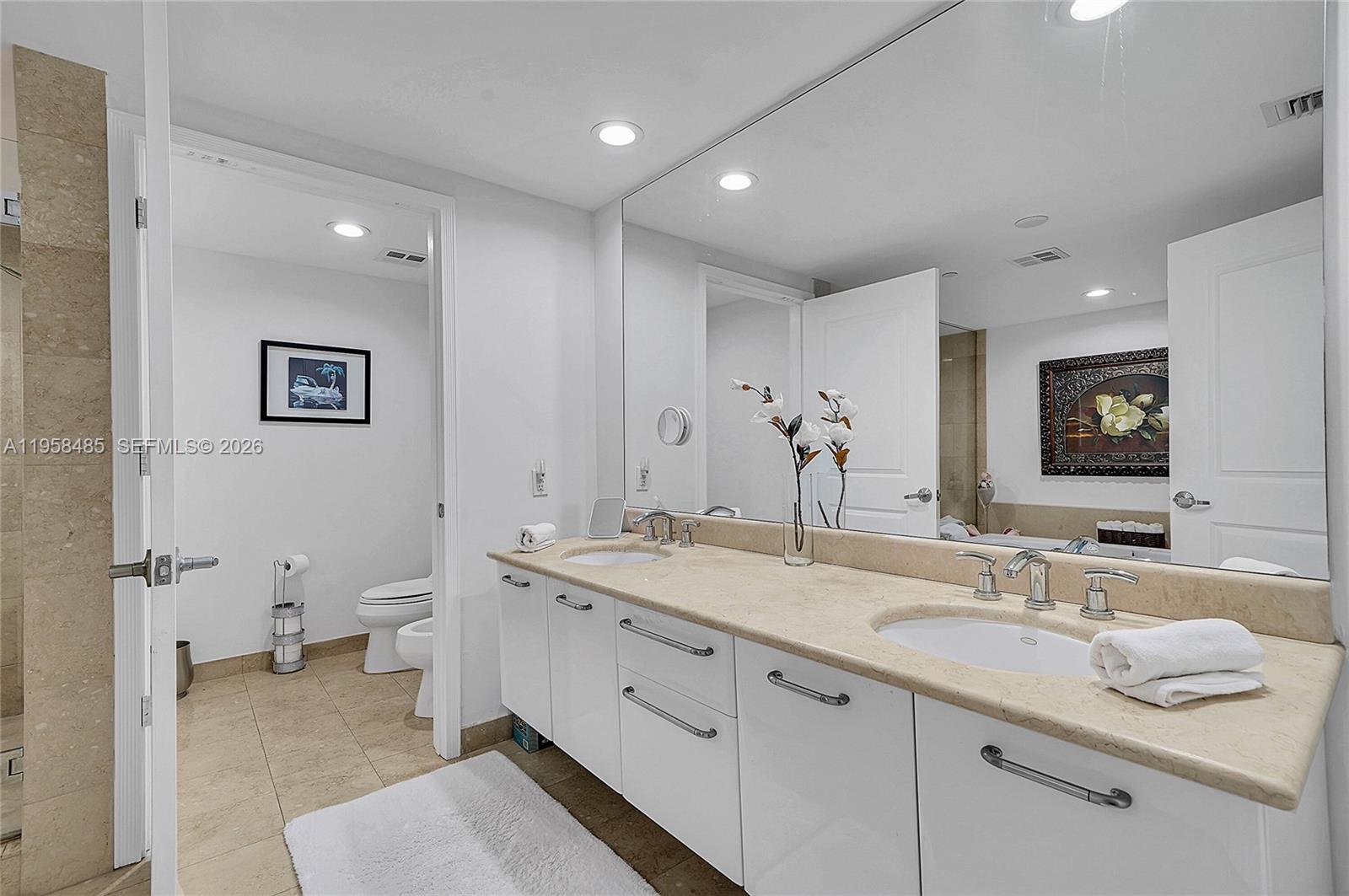 3101 S Ocean 1802 Property Photo 11