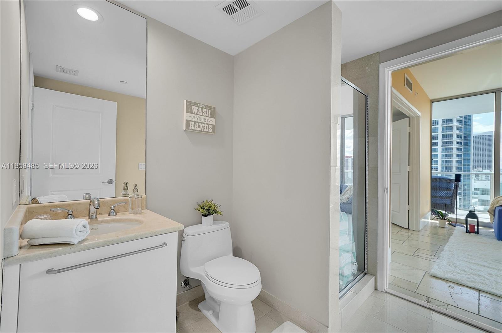 3101 S Ocean 1802 Property Photo 25