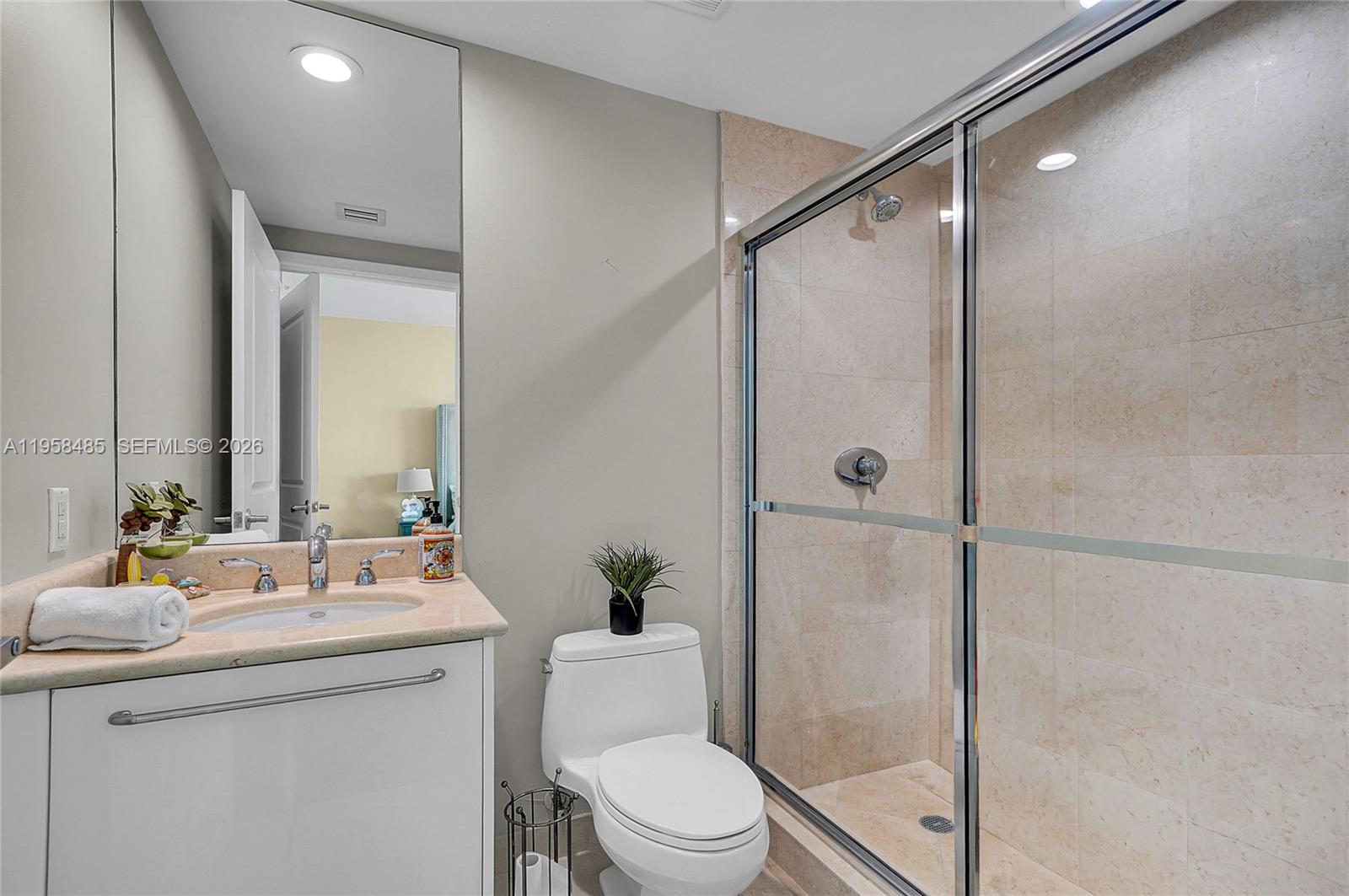 3101 S Ocean 1802 Property Photo 27