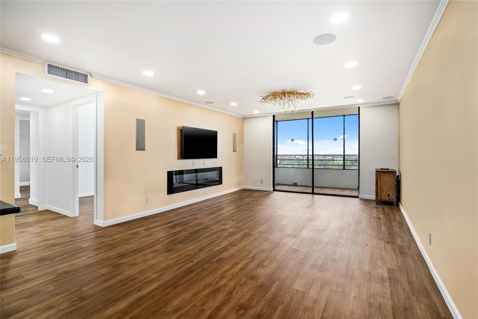 600 Three Islands Boulevard 604 Property Photo 11