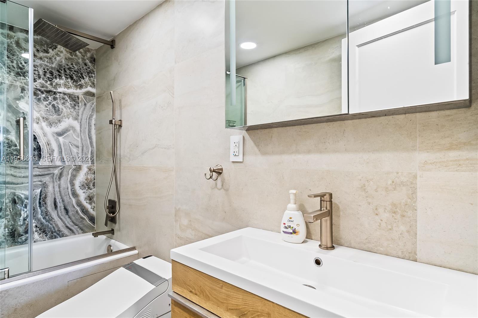 600 Three Islands Boulevard 604 Property Photo 29