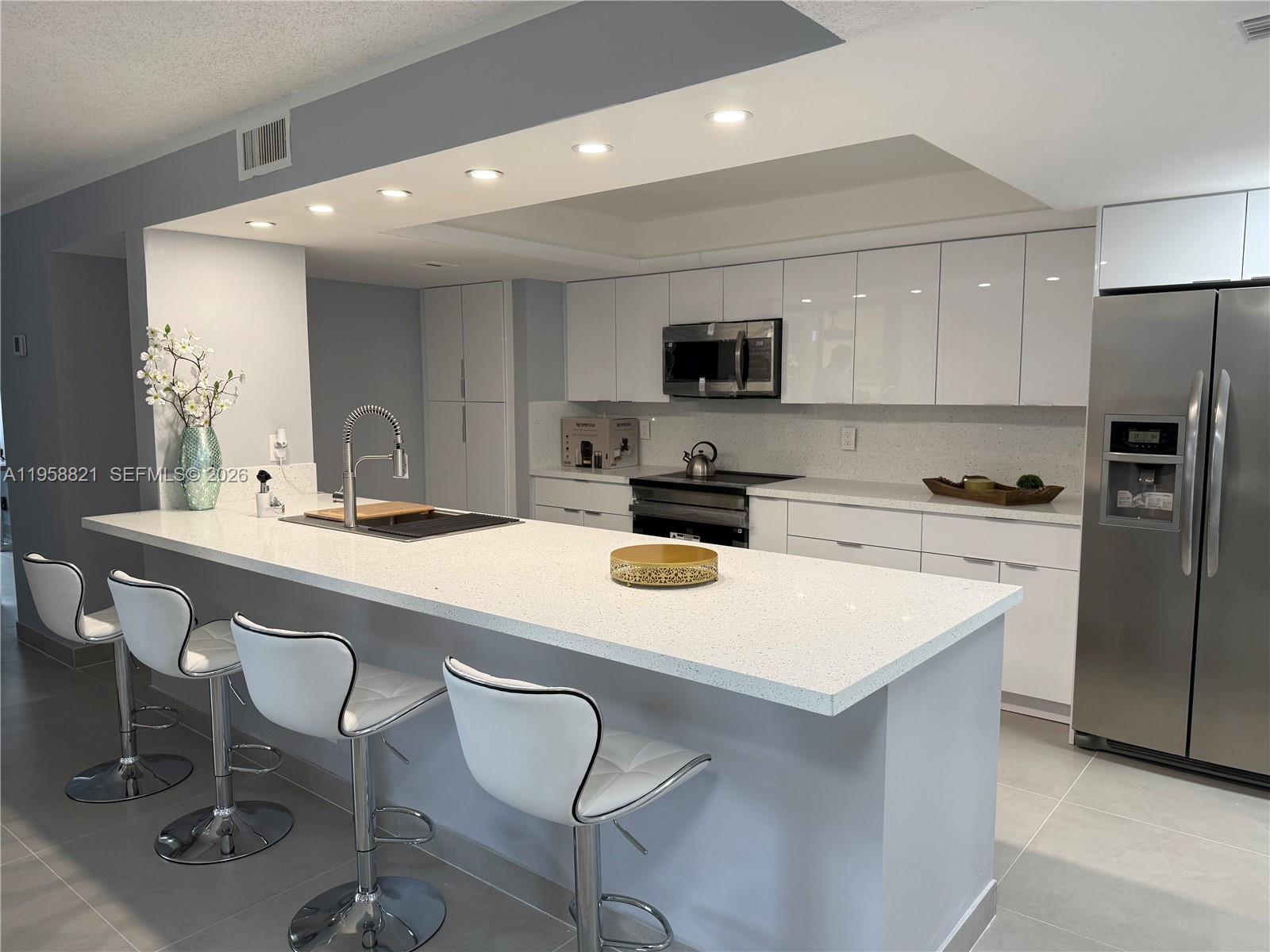 950 Egret Circle 5409