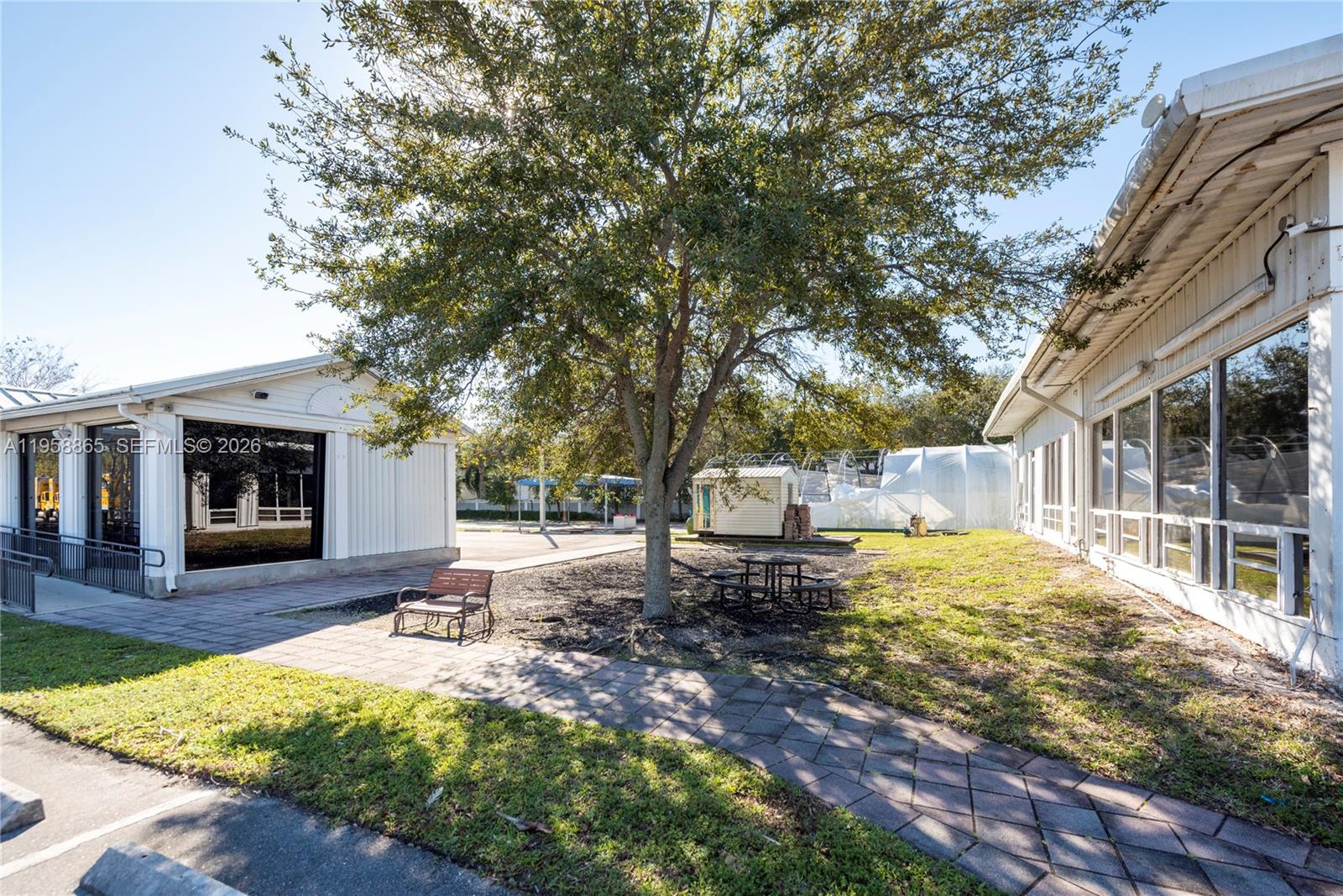2980 W Oakland Park Boulevard Property Photo 18